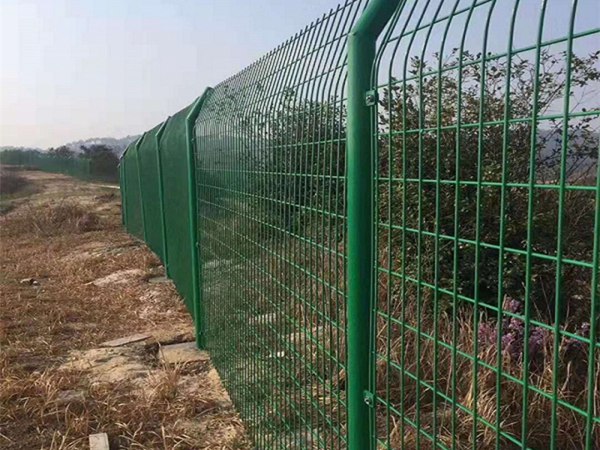 双边丝护栏网 