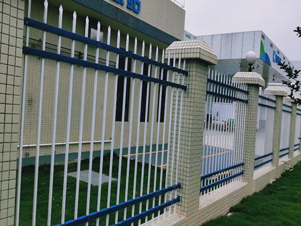 锌钢护栏C型（四横栏） 